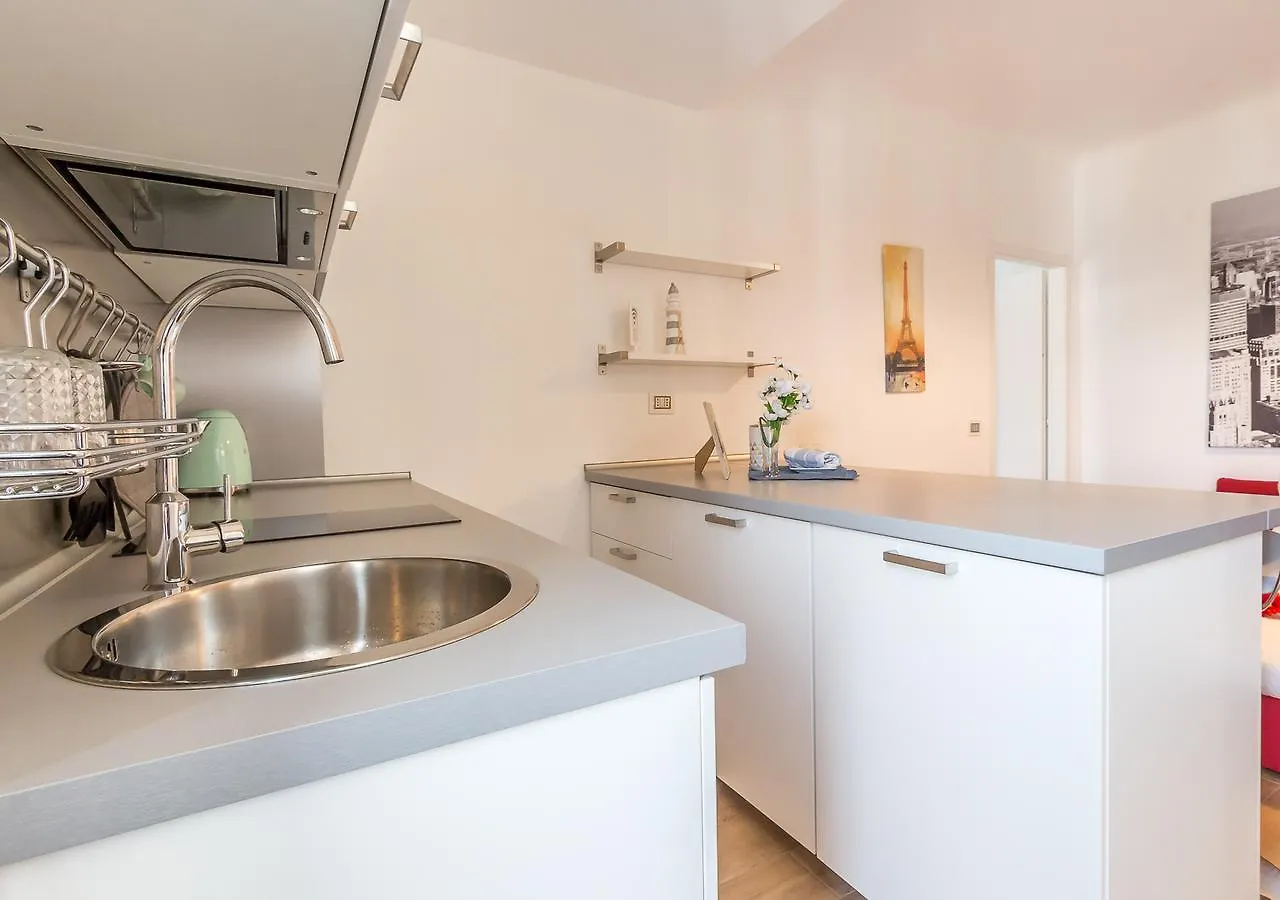 Alessia'S Flat - Sarpi 3 Apartment Milan 0*,  Italy